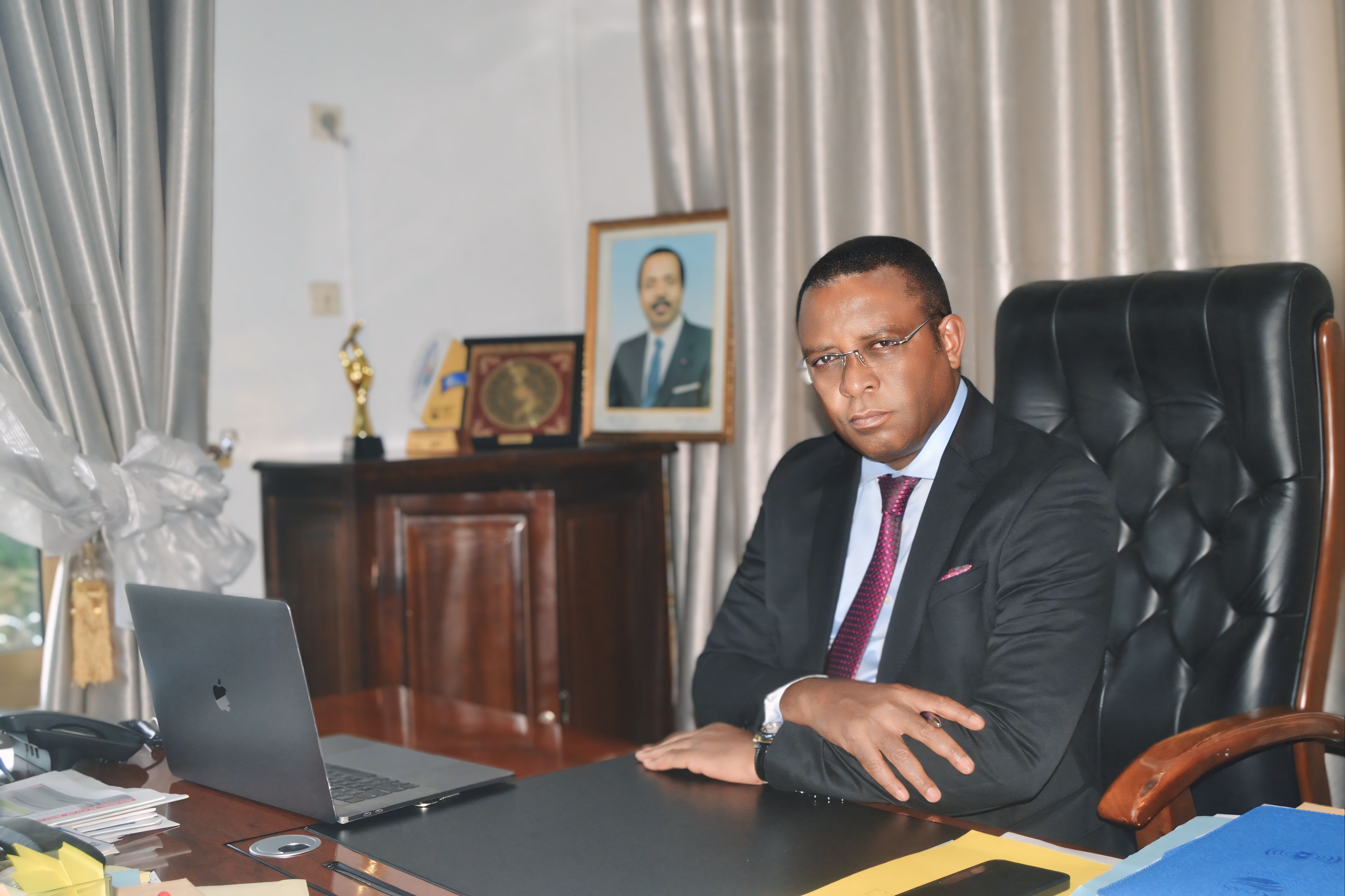 Directeur Général